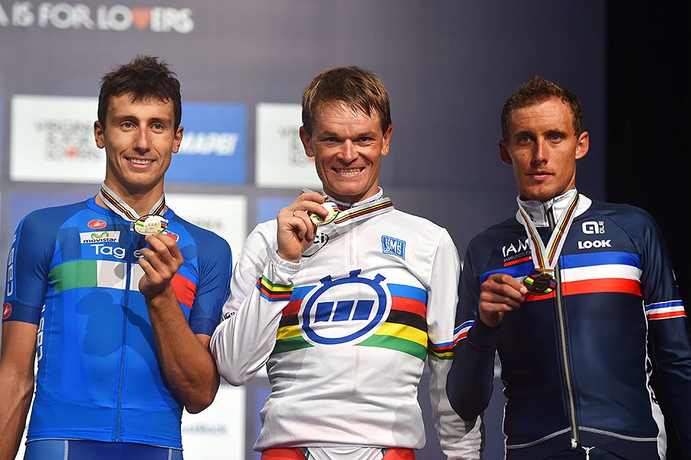 Vasil Kiryienka (Belarus) in the rainbow jersey