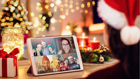 10 best Christmas Zoom backgrounds to help you feel extra festive this holiday season | TechRadar