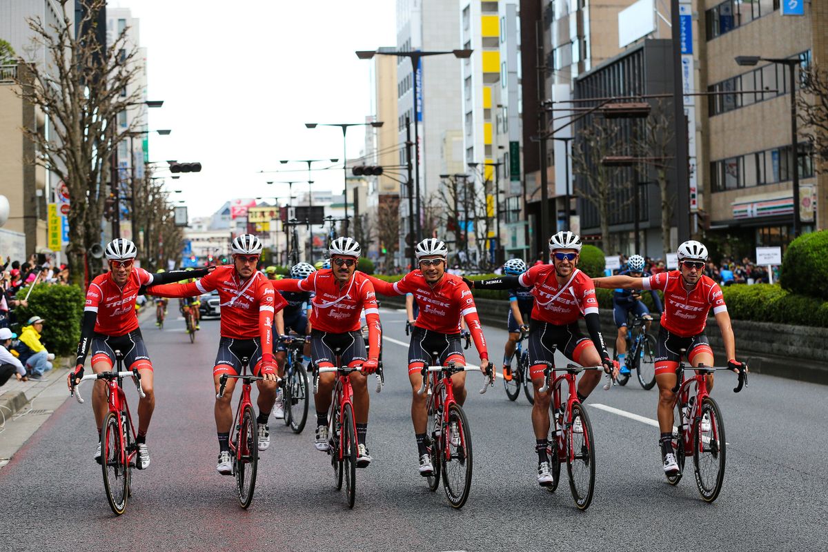 Trek-Segafredo ride together