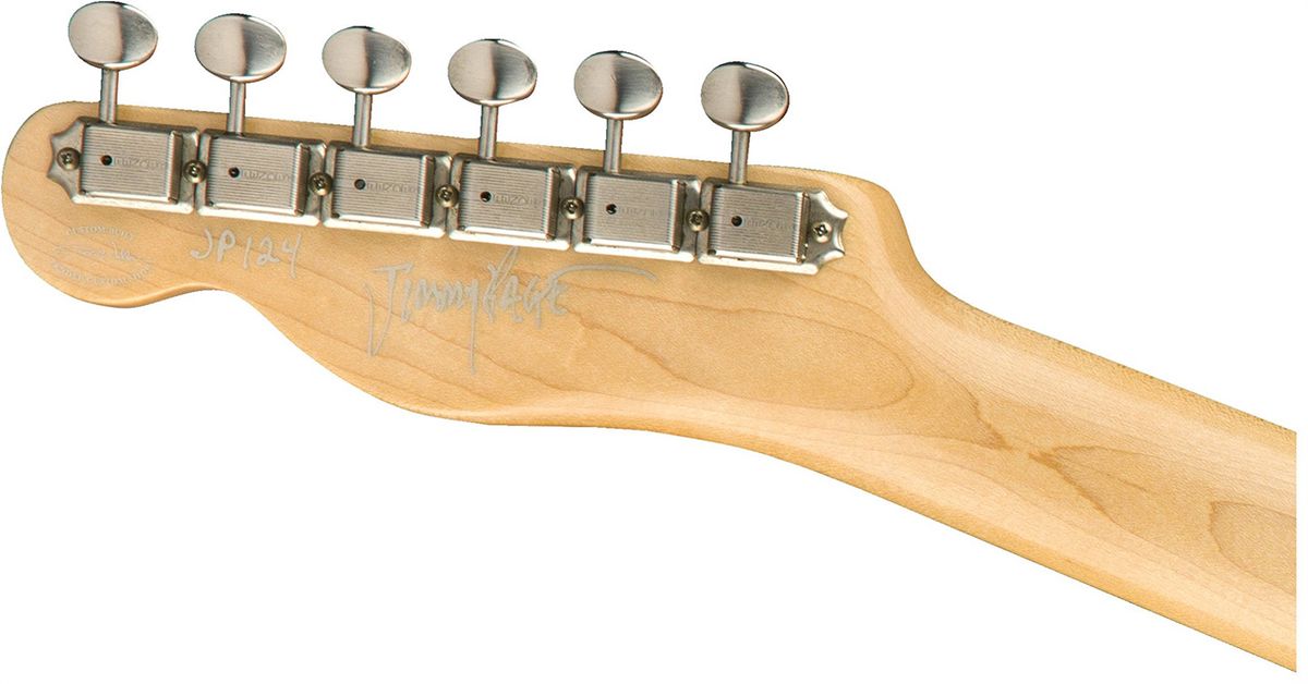 &copy; Fender PR