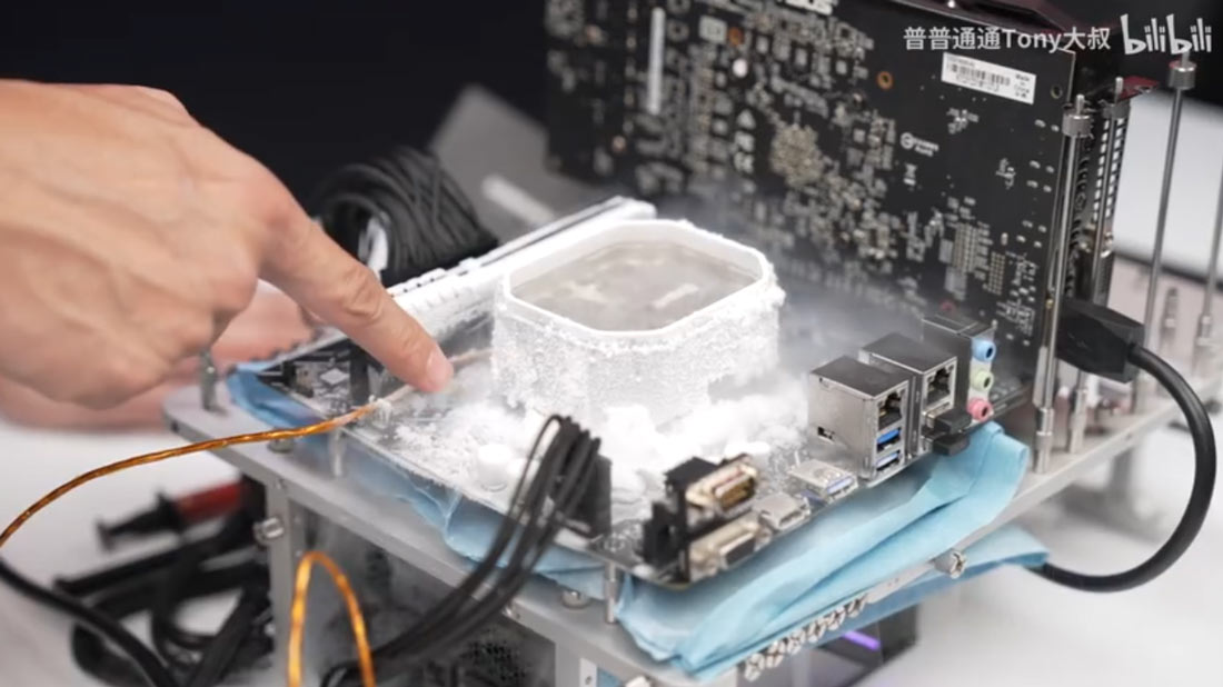 Loongson 3A6000 CPU