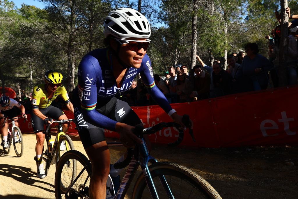 Dutch Ceylin Del Carmen Alvarado pictured in action during the women's elite race at the cyclocross cycling event in Benidorm, Spain, , stage 12/14 in the UCI World Cup competition.
BELGA PHOTO DAVID PINTENS (Photo by DAVID PINTENS / BELGA MAG / Belga via AFP)