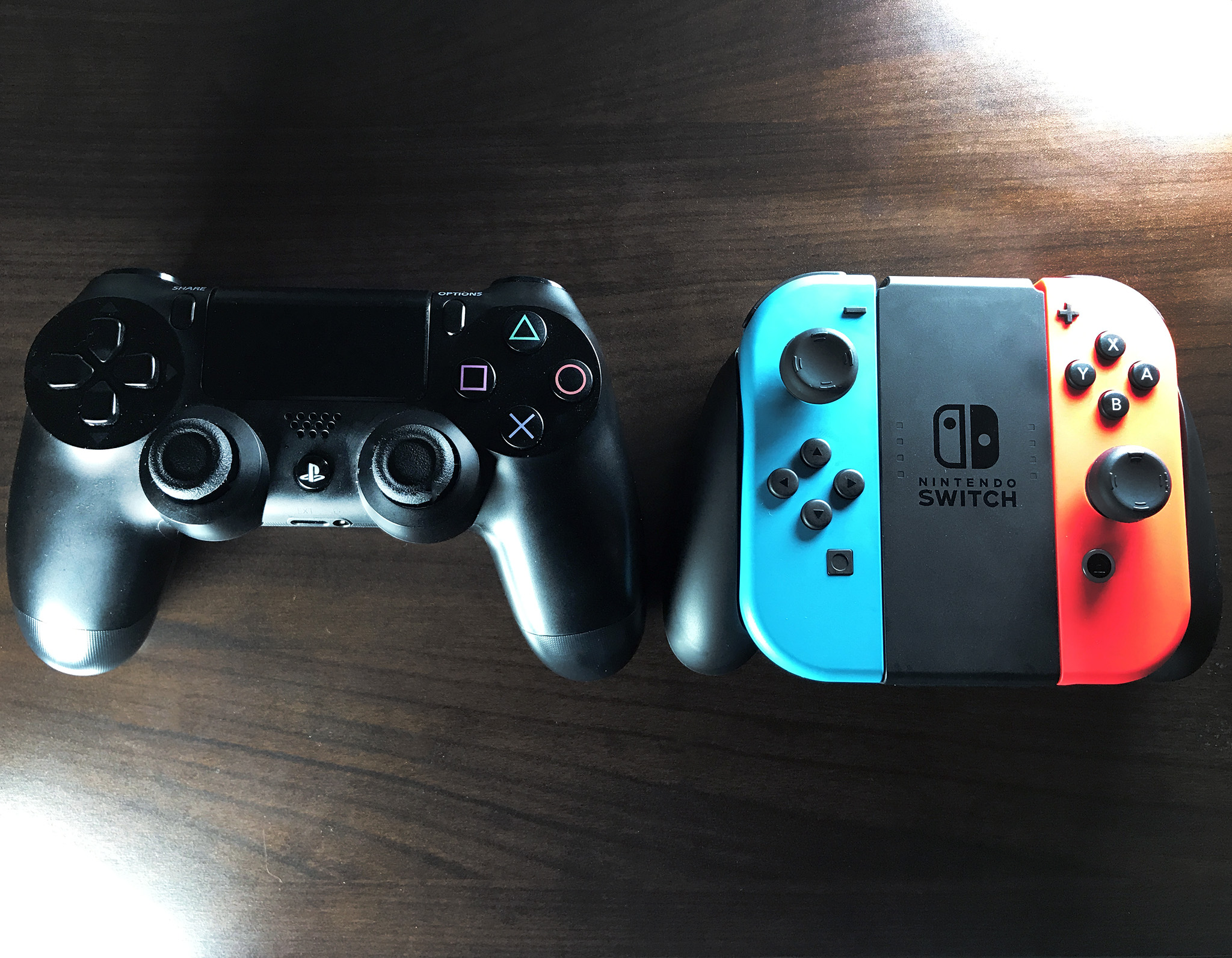 Nintendo switch pro. Switch контроллер. Pro Controller. Nintendo Switch Controller settings. Контроллер Нинтендо свитч Обратная сторона.