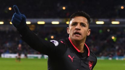 Alexis Sanchez Arsenal Man City Real Madrid