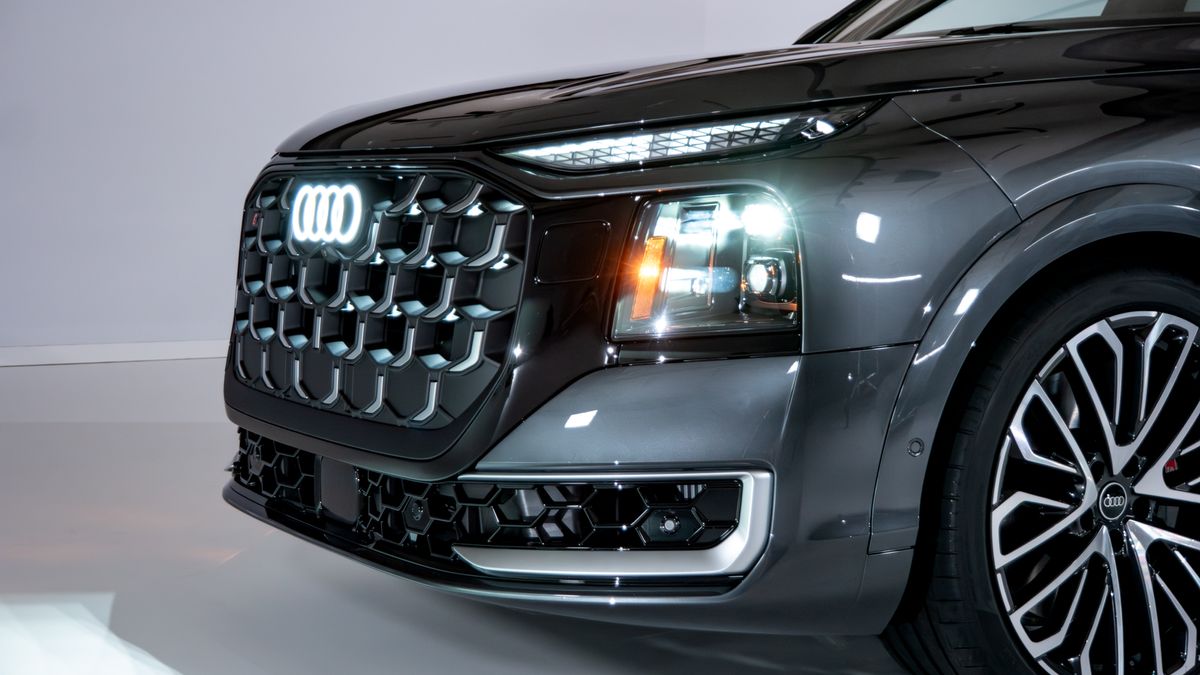 2027 Audi SQ9 first look.