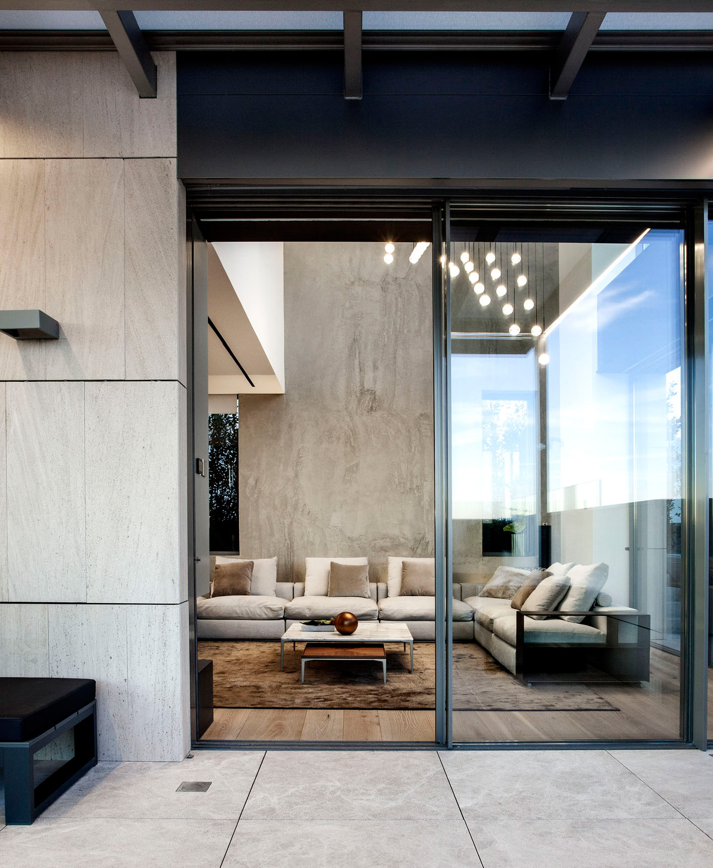 Flexform Groundpiece sofa in Madrid home