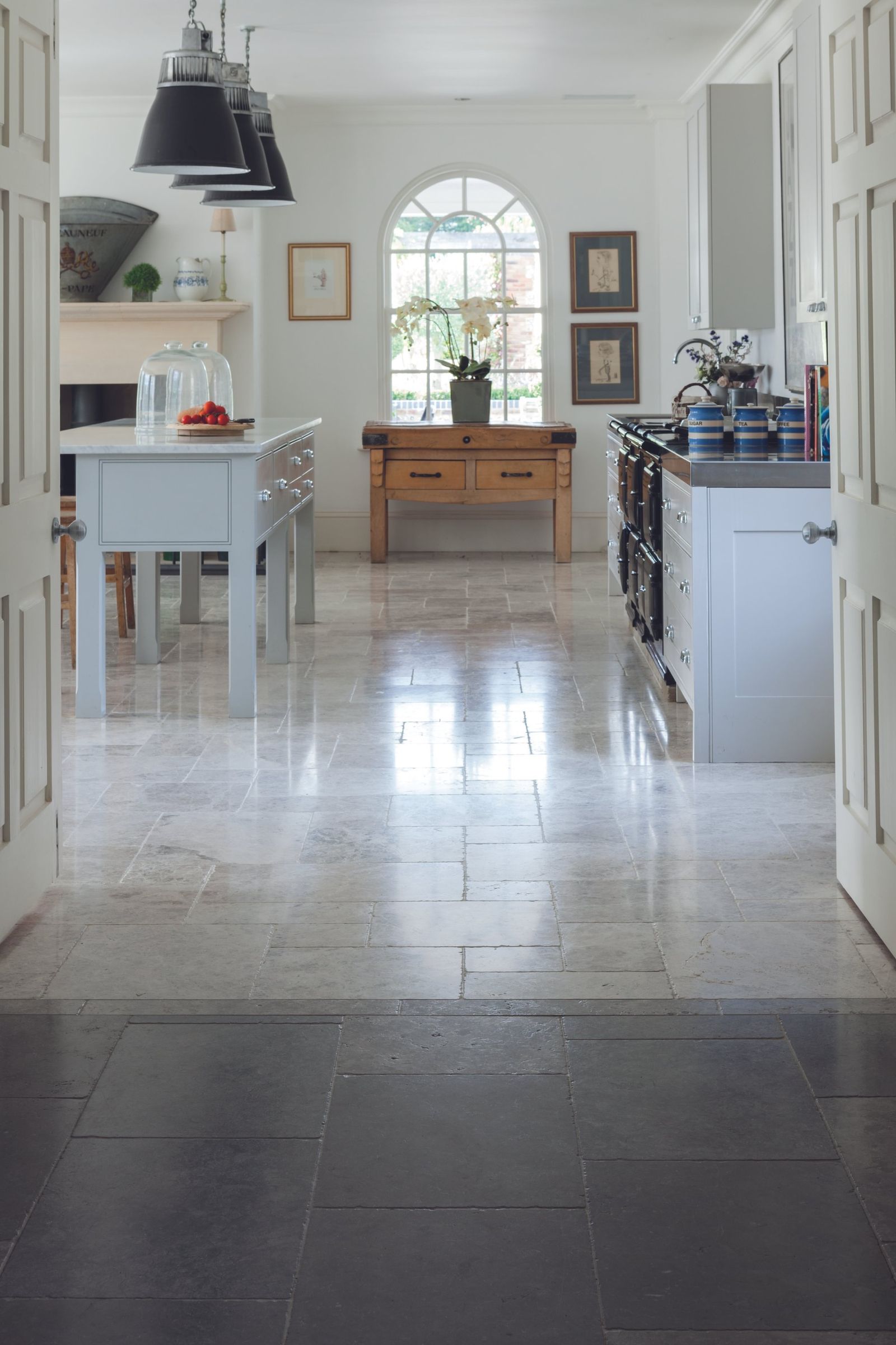 Modern farmhouse flooring ideas - 10 ways to add rustic charm | Livingetc