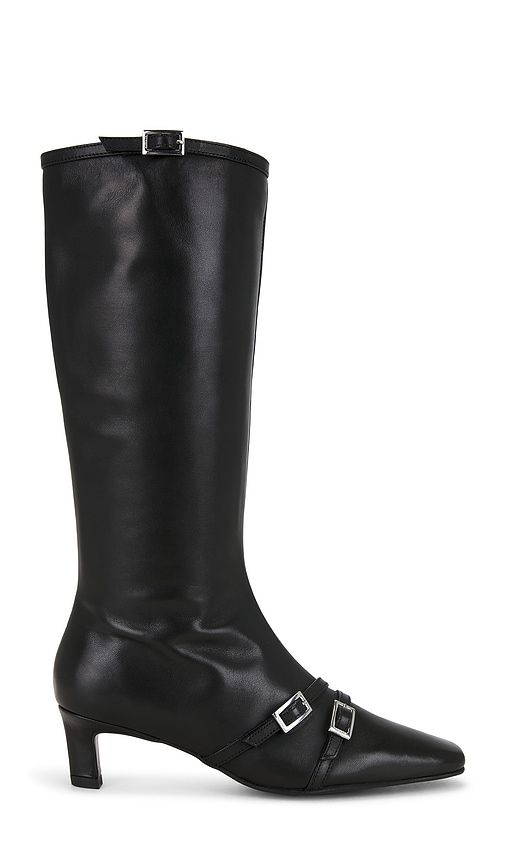 Nicky Boot