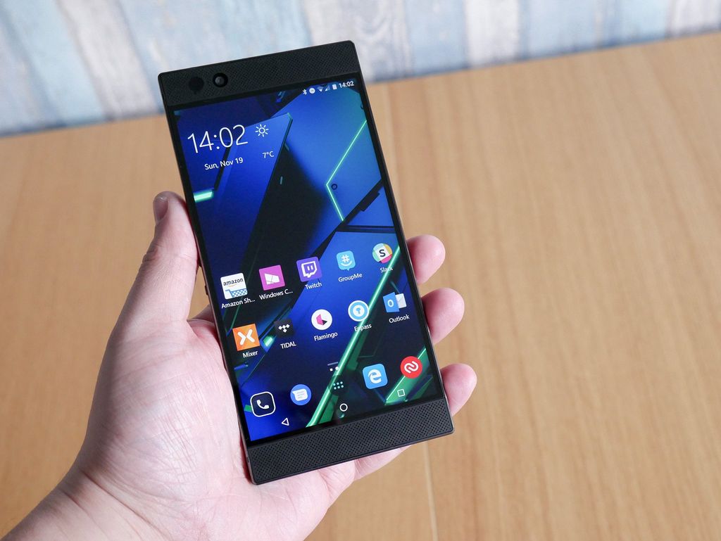 Razer Phone review: An Android handset with a sharp design and an ...