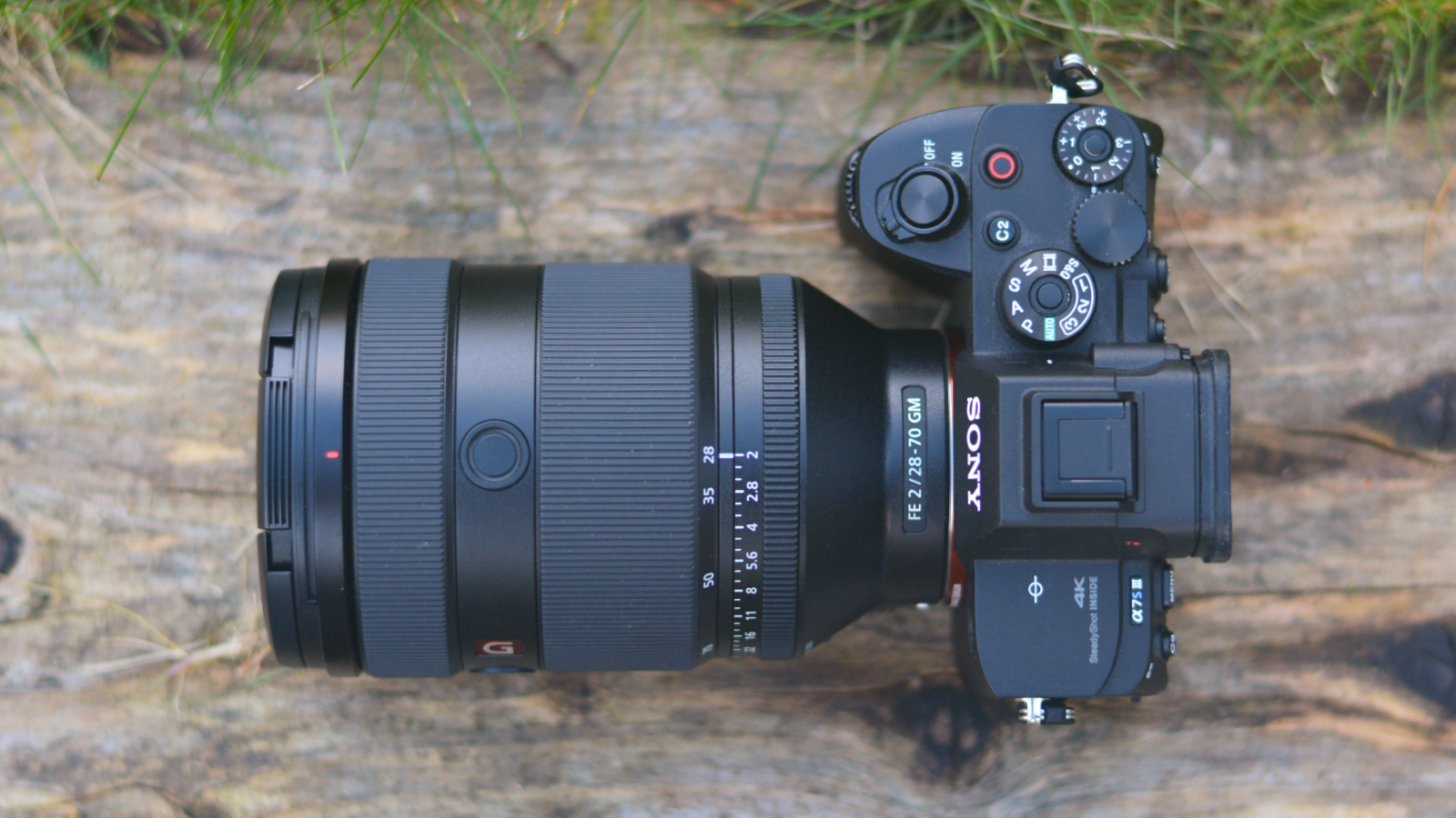 Sony FE 28-70mm f/2 GM lens