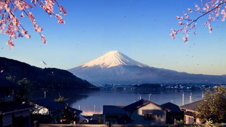 Mt Fuji seen in the cinematic teaser for Forza Horizon 6.