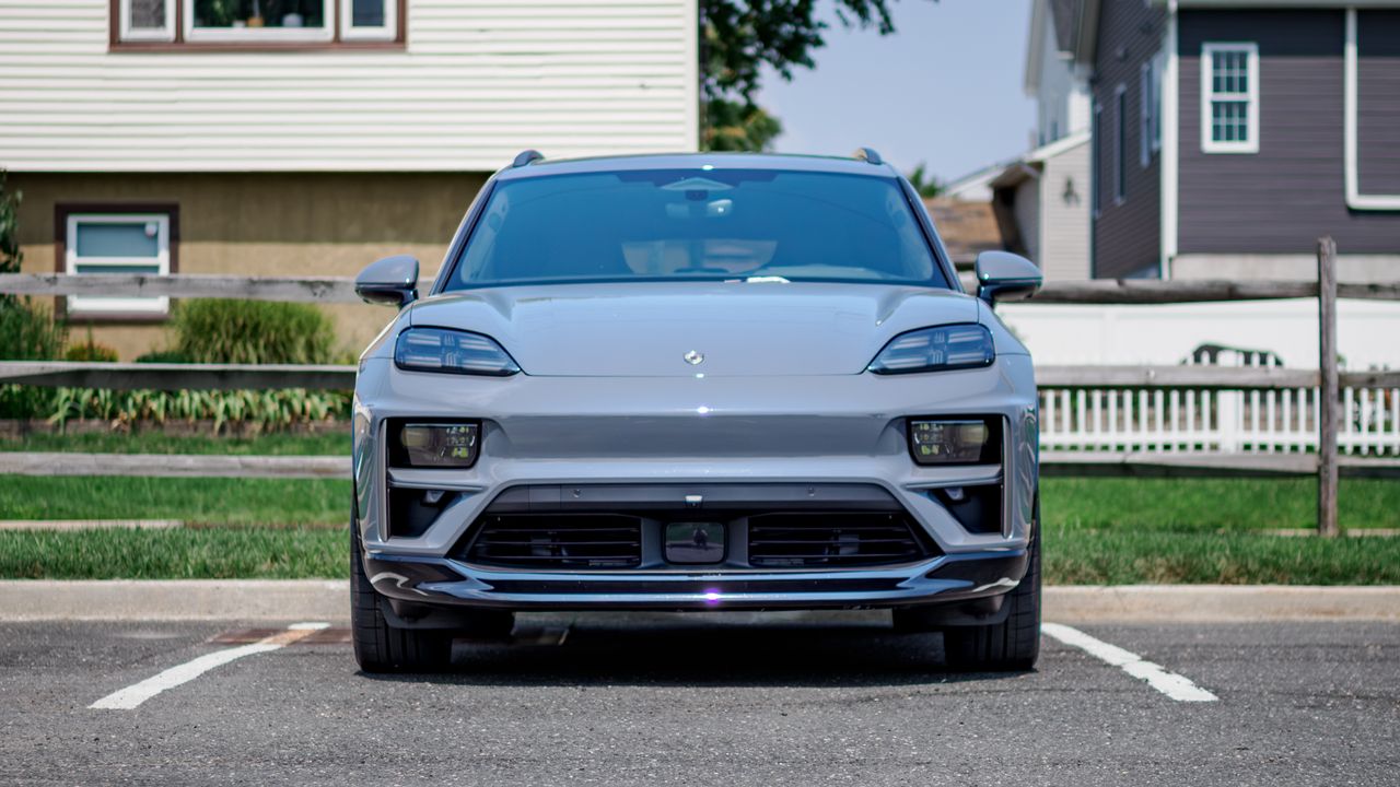 2026 Porsche Macan review.