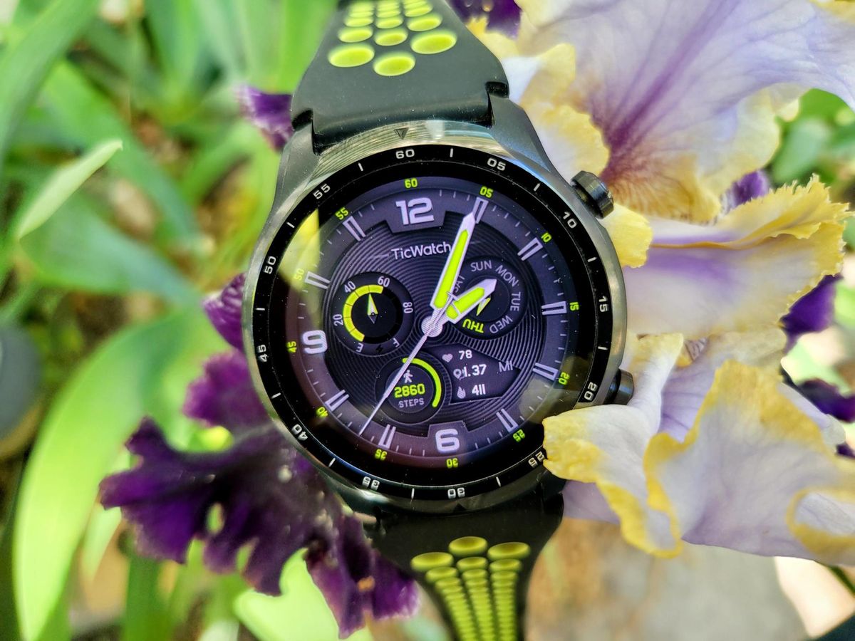 Mobvoi teases its next TicWatch flagship smartwatch running Wear OS