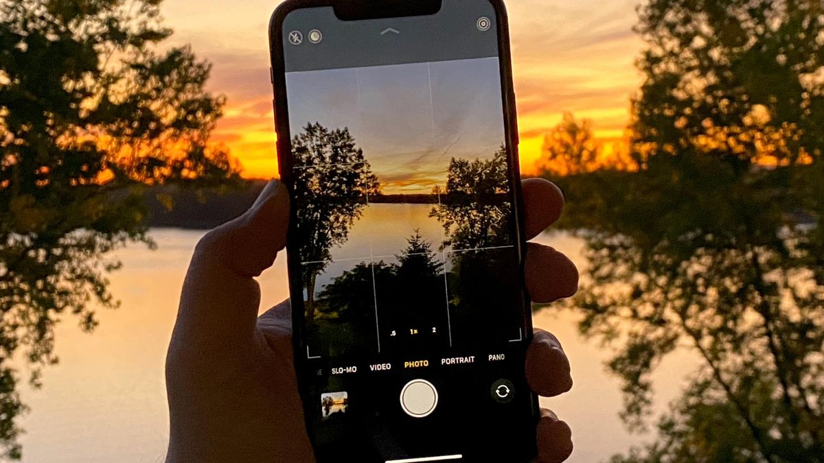 Your iPhone's Photos app has a hidden trick that makes editing multiple images quick and easy | iMore