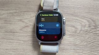 Recording a workout with your Apple Watch