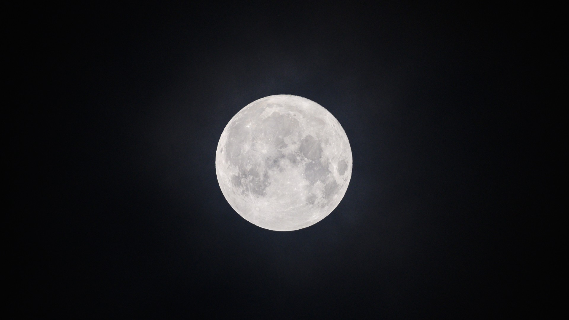 What time is the Super Blue Moon of 2023?
