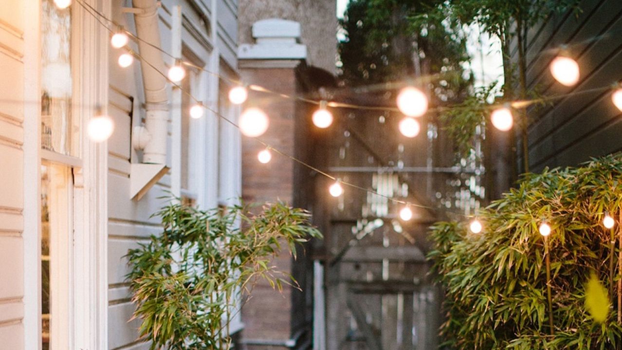 5 fabulous festoon lights for autumn evenings alfresco GardeningEtc
