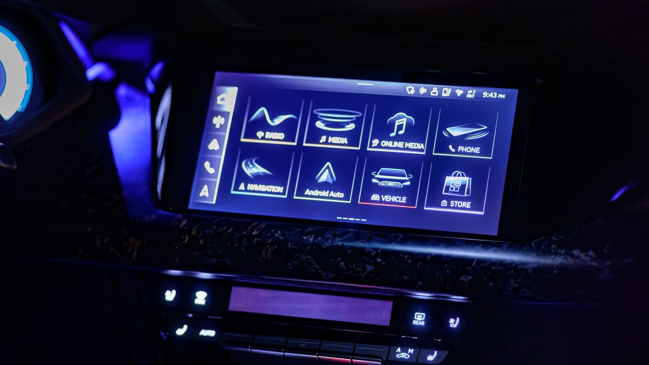 2026 Audi RS e-tron RT review.