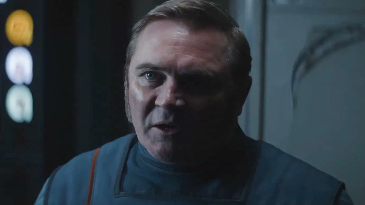 Alex Ferns as Sergeant Linus Musk in Endor
