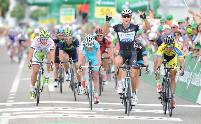 Matteo Trentin (Omega Pharma-Quickstep) wins over Bennati