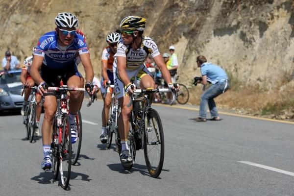 Mark Renshaw (HTC-Columbia) did what he could to make the break work today.