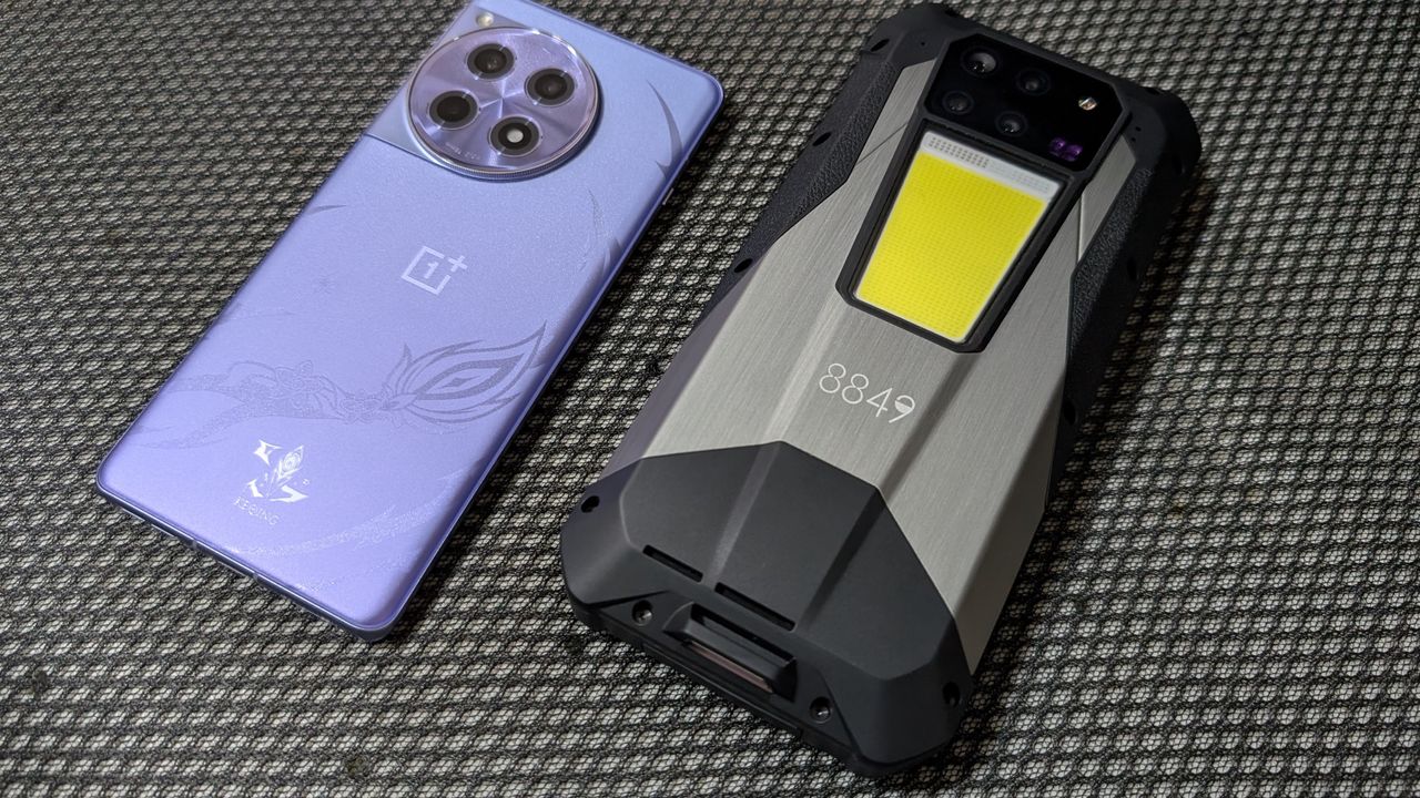 Unihertz 8849 Tank 3 Pro Android phone with projector built-in