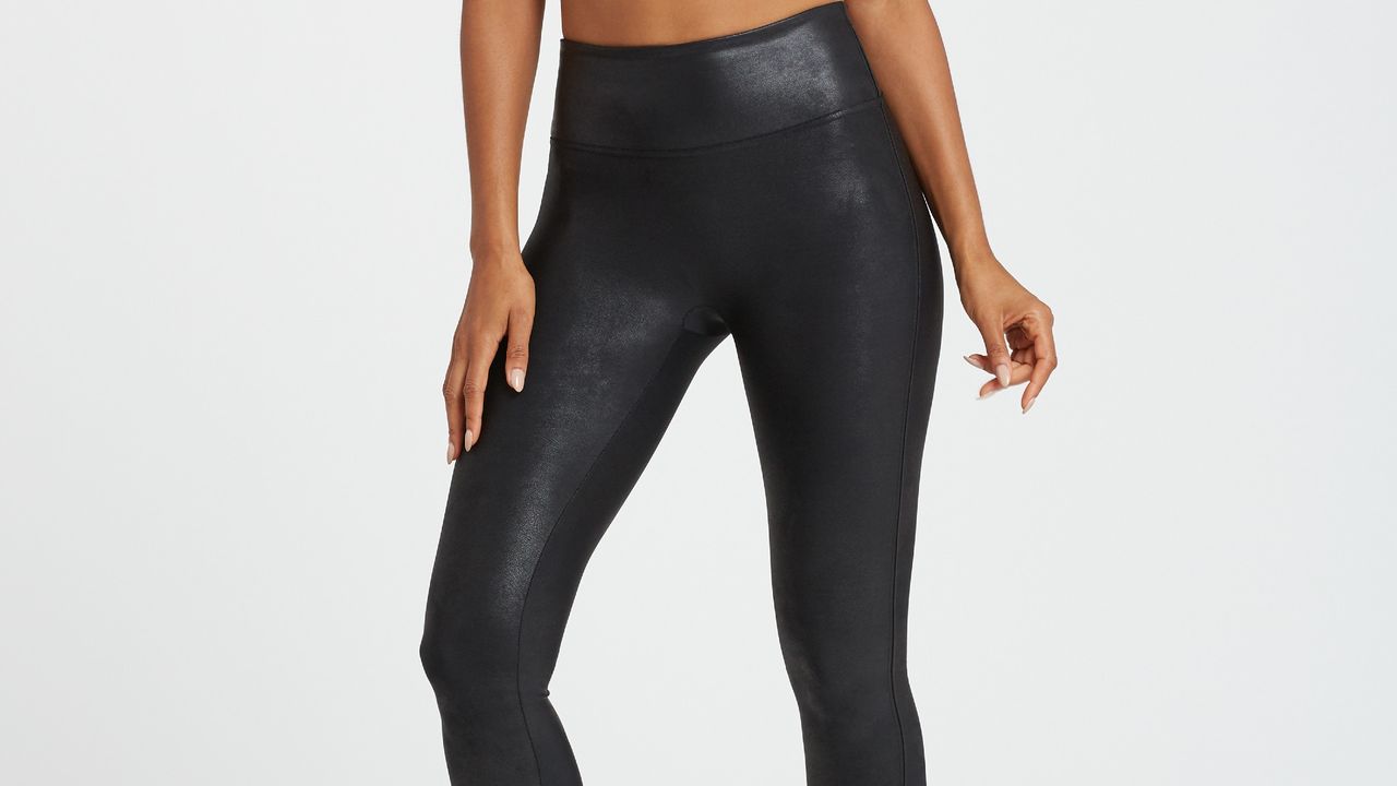 Are Spanx Leggings Worth the Hype? - The Mom Edit