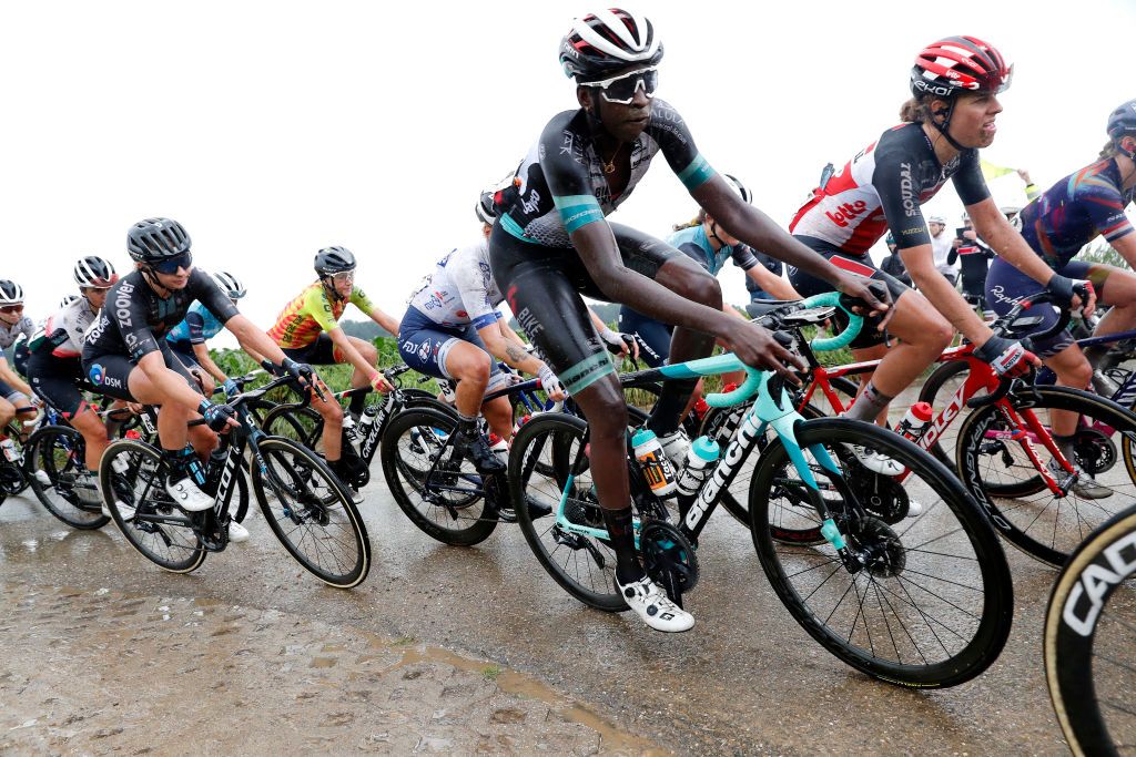 SWEIKHUIZEN NETHERLANDS AUGUST 28 Teniel Campbell of Trinidad And Tobago and Team BikeExchange competes during the 23rd Simac Ladies Tour 2021 Stage 4 a 1489km stage from Geleen to Sweikhuizen SLT2021 UCIWWT on August 28 2021 in Sweikhuizen Netherlands Photo by Bas CzerwinskiGetty Images