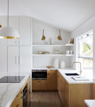 White and wood simple kitchen