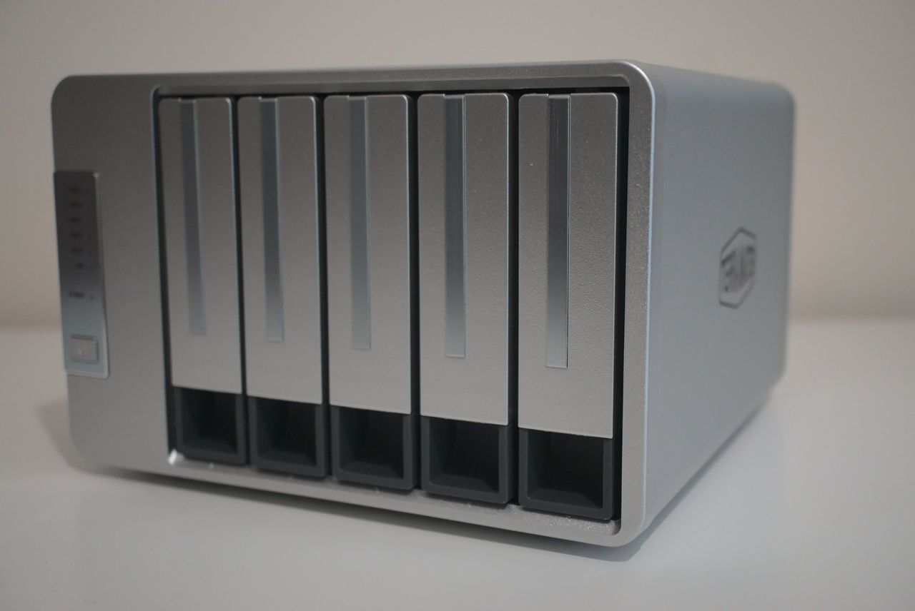 TerraMaster F5-221