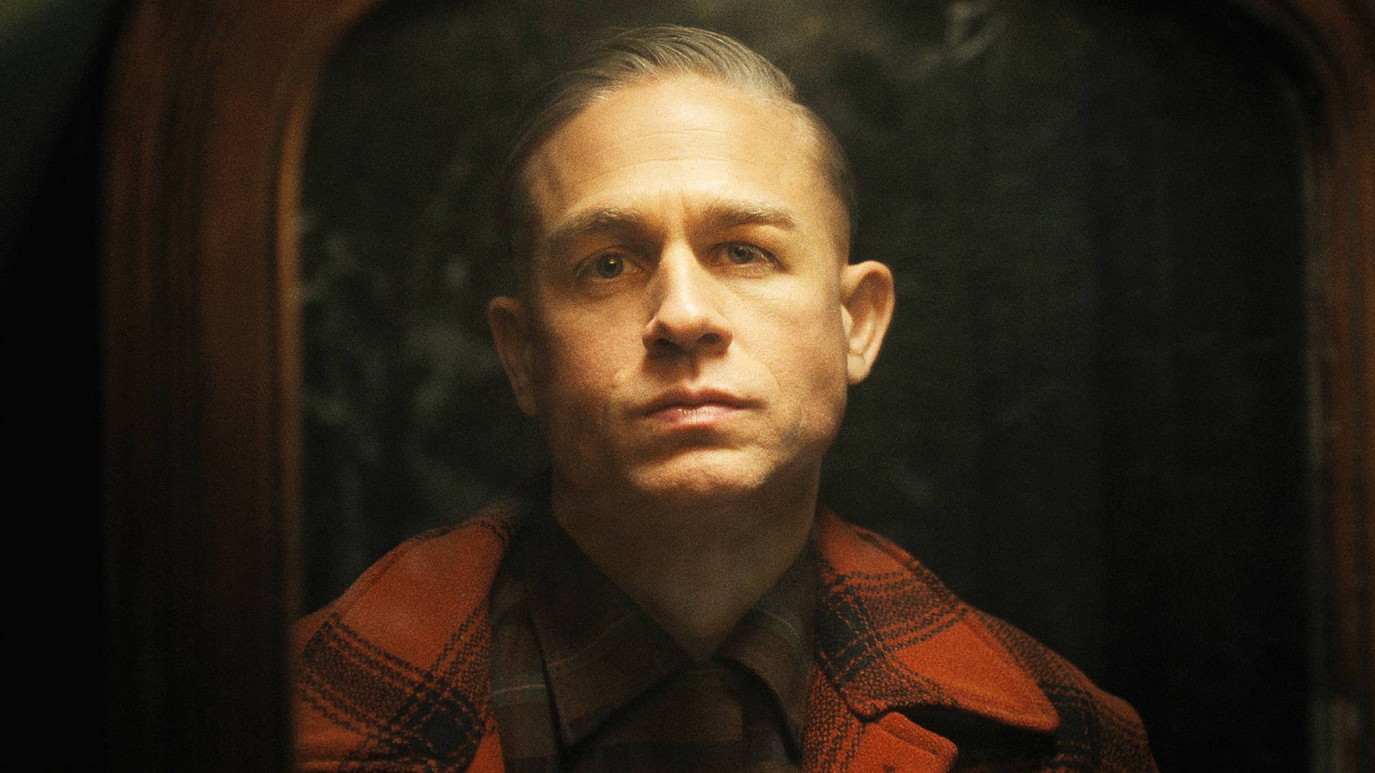 Charlie Hunnam as Ed Gein in "Monster: The Ed Gein Story" on Netflix
