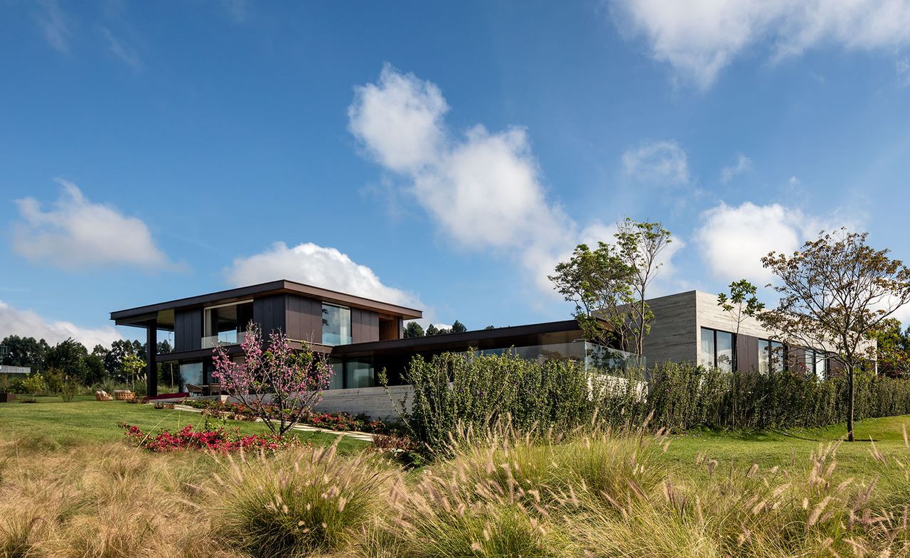 Fernanda Marques Arquitetos Associados, located in Porto Feliz, São Paulo