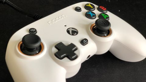 Rig Nacon Pro Compact wired controller review