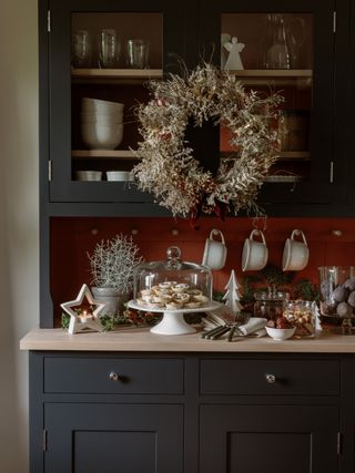 Christmas dining room decor ideas and dresser by Neptune
