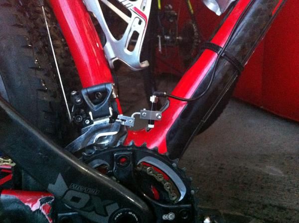 A portion of a lube dispensing system for coping with La Ruta mud