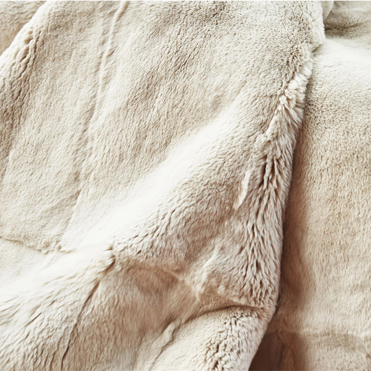 RW Guild, Fur Throw Blanket