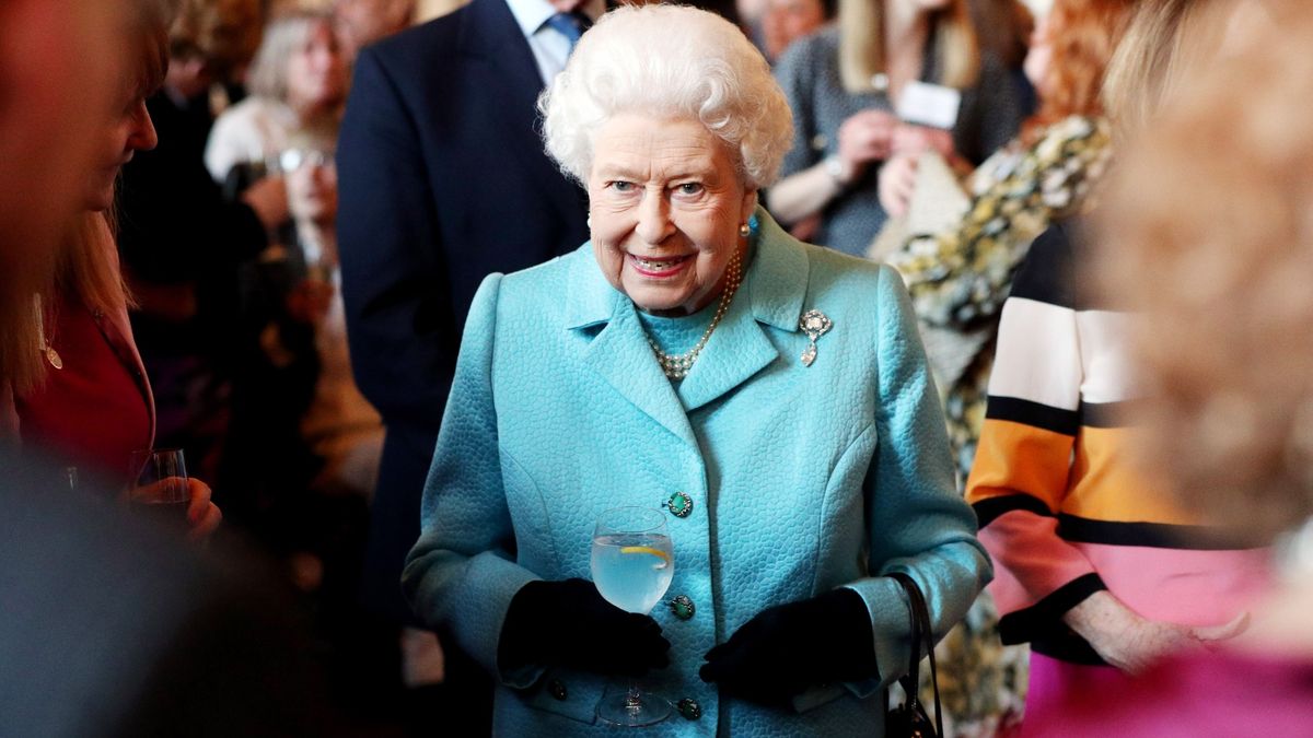 La reine possède un « tunnel d'alcool » secret qui relie le palais Saint-James à un bar à cocktails chic.