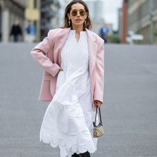 What to wear to the office when it's raining in summer