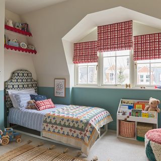 childrens bedroom with red check blinds