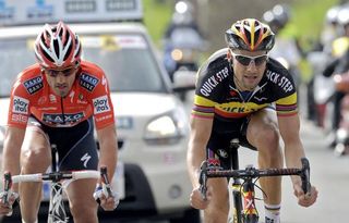 Cancellara and Boonen cooperated well between the Molenberg and the Kapelmuur.