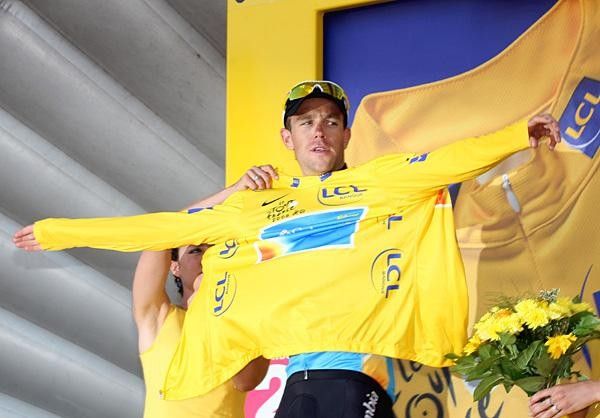 Kim Kirchen (Columbia) spent one day in his regular jersey before exchanging it for yellow.
