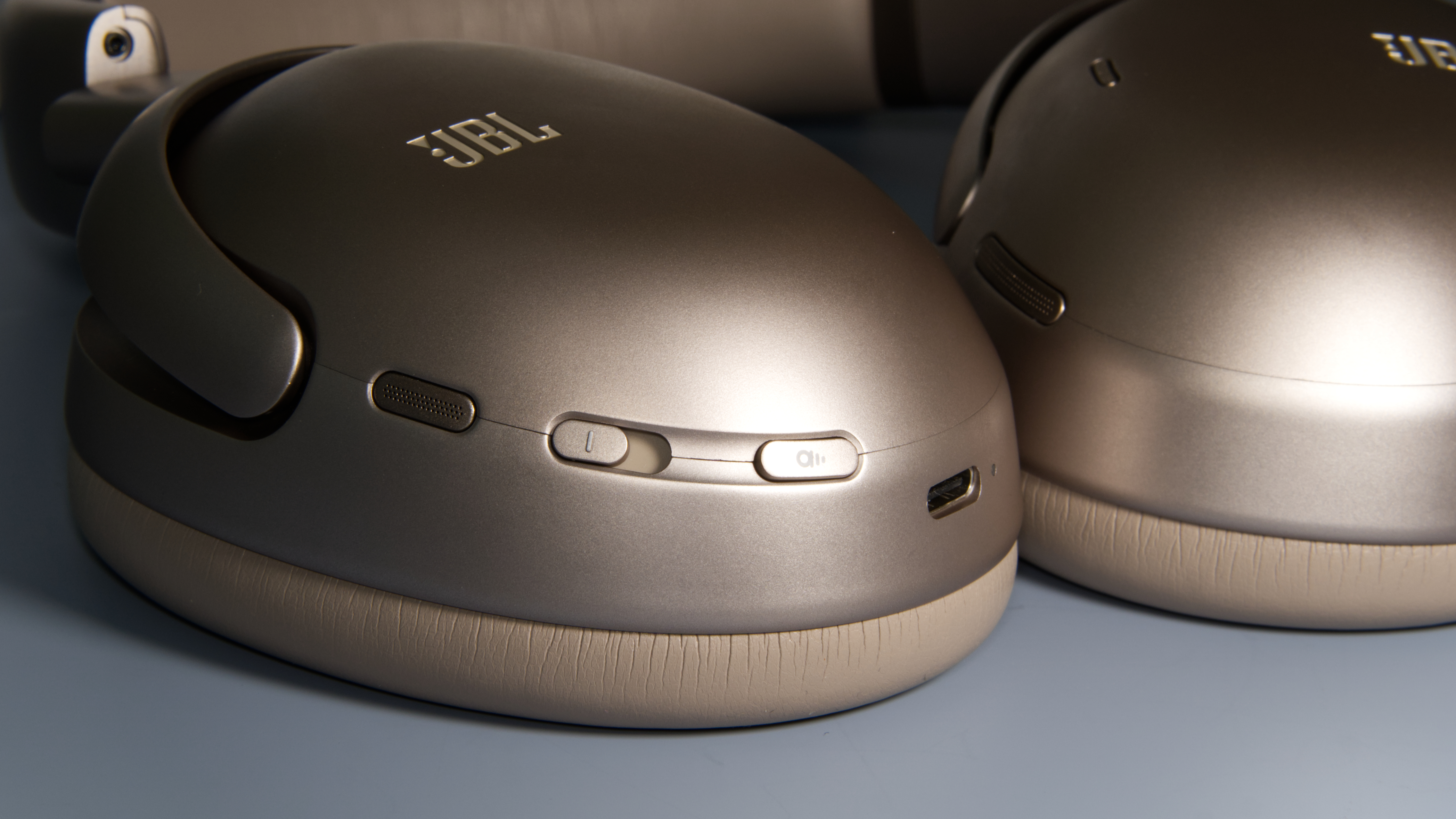 JBL Tour One M3 Smart Tx