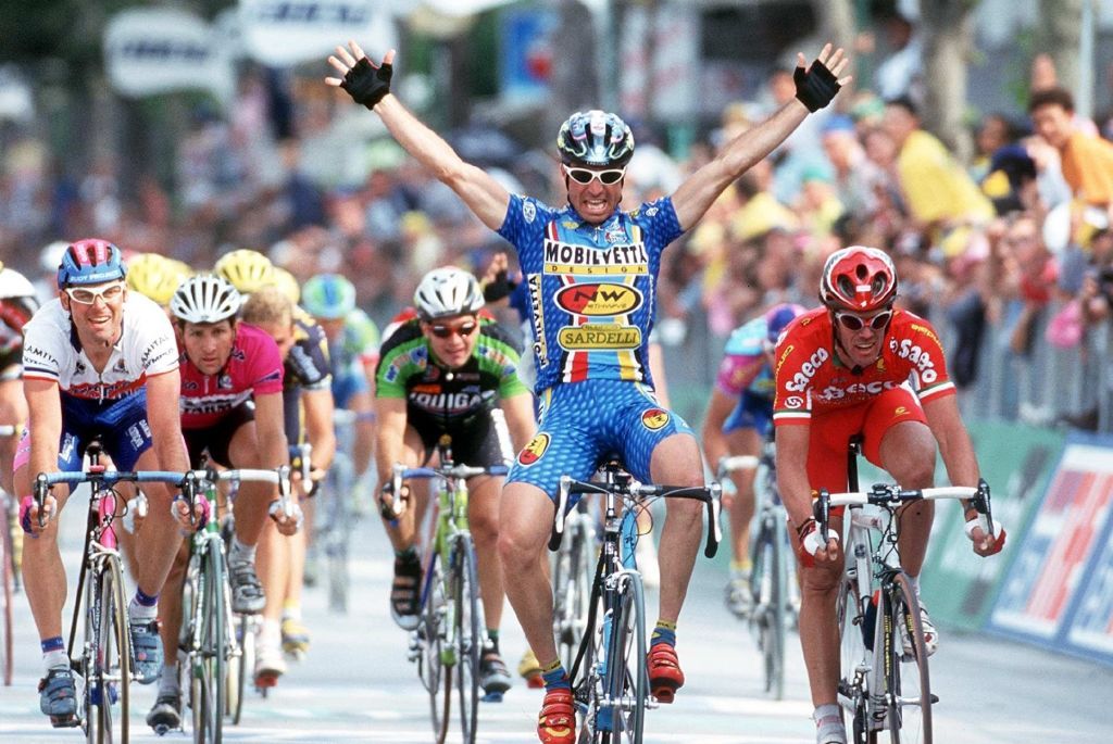 Ivan Quaranta wins in Cesenatico on the 1999 Giro d&#039;Italia.