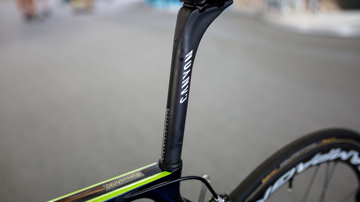 The Canyon seatpost is marked for an easy setup