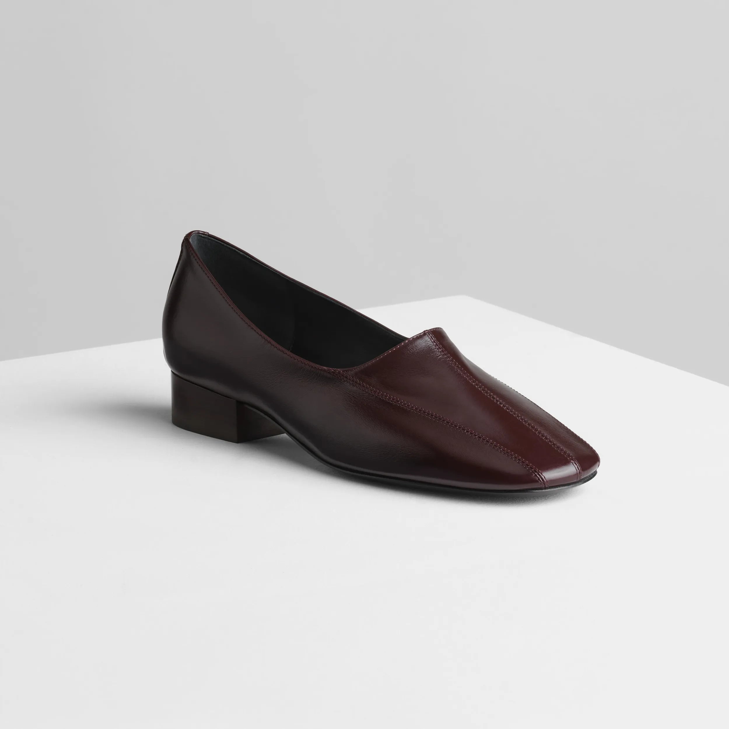 Club Slipper | Oxblood Shiny Leather