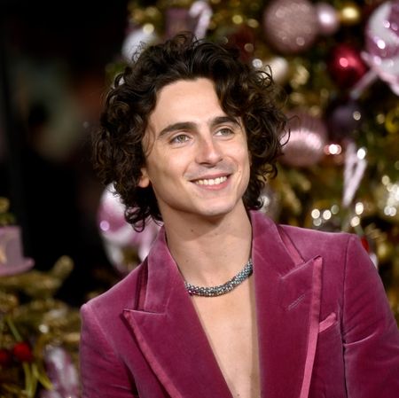 Timoth&eacute;e Chalamet in Cartier's custom Candy Necklace for "Wonka" Premiere