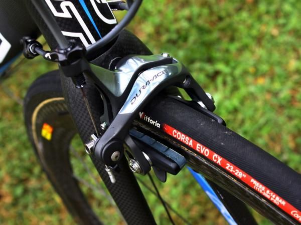 The Dura-Ace calipers are fitted with Shimano's latest carbon-specific blocks.