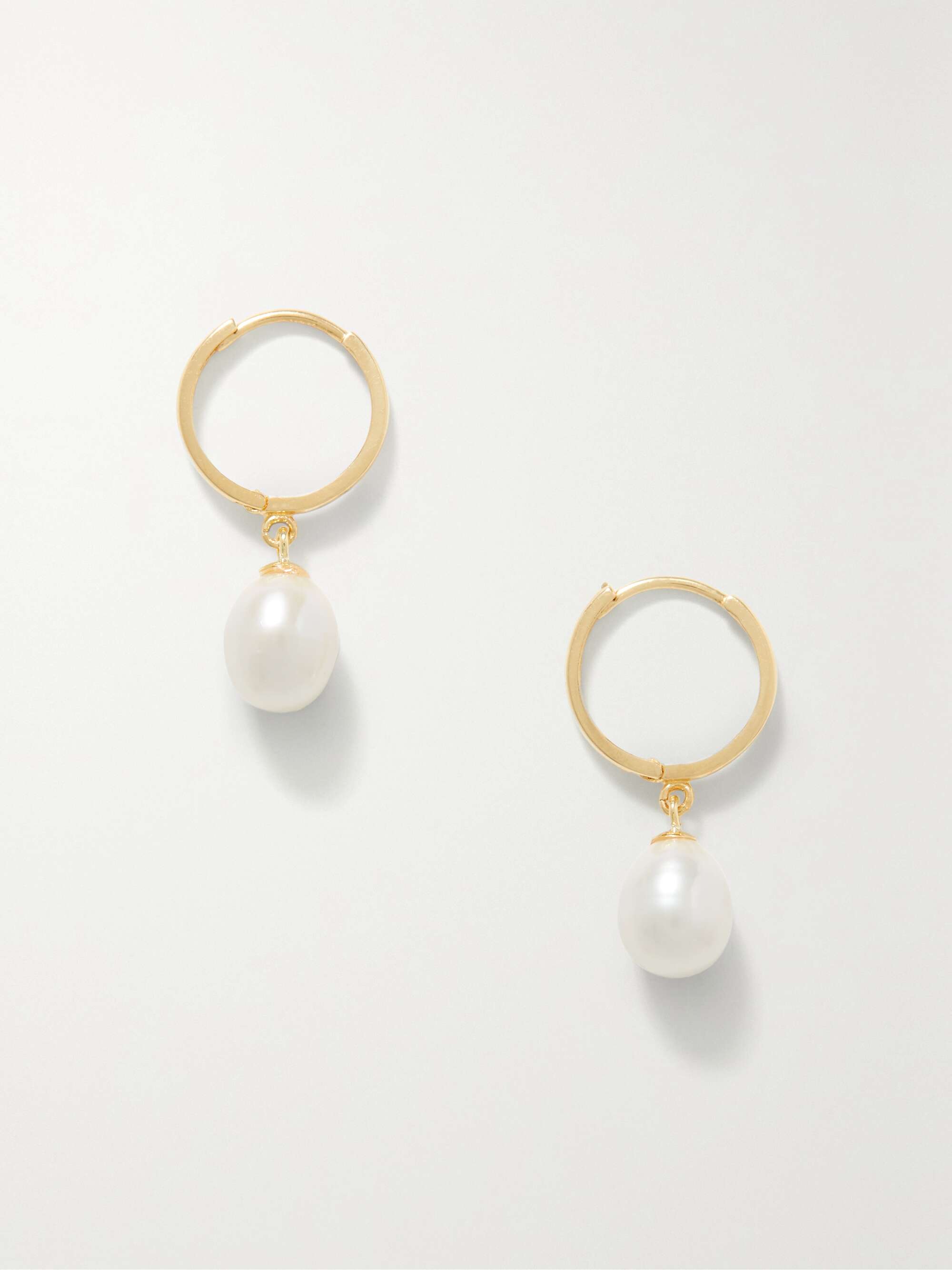 14-carat gold pearl earrings