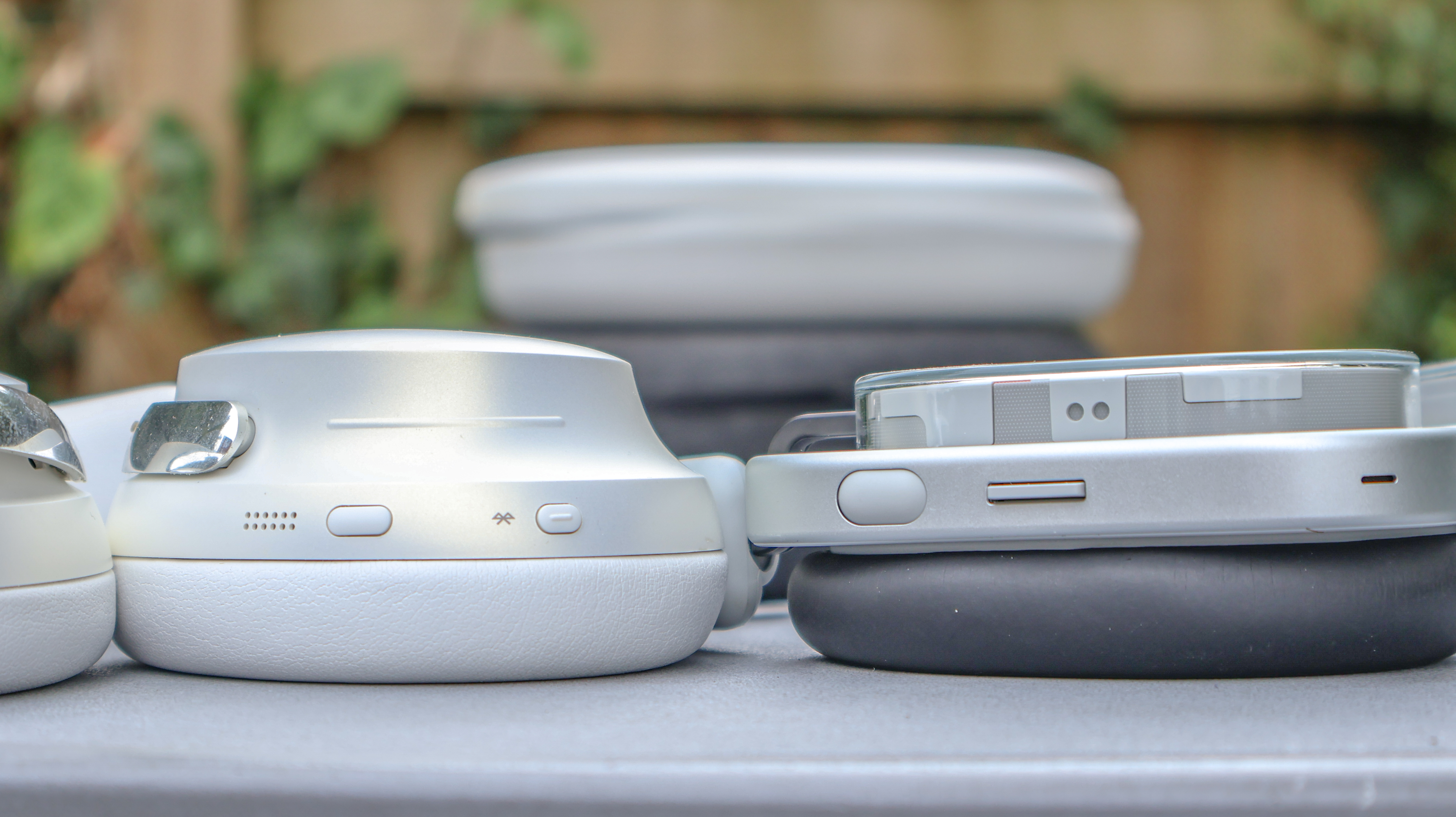 Nothing Headphone (1) vs Bose QuietComfort Ultra