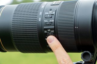 How to photograph birds in flight